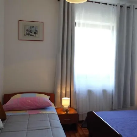 Schoene Gemuetliche Mit Meerblick, Wi-fi, Klimaanlage, Geeignet Auf Sehr Gute Lage, * Sveti Vid-Miholjice